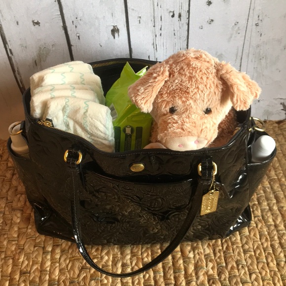 COACH PEYTON ARTEMBOSSED PATENT MULTIFUNCTION TOTE - Picture 5 of 8